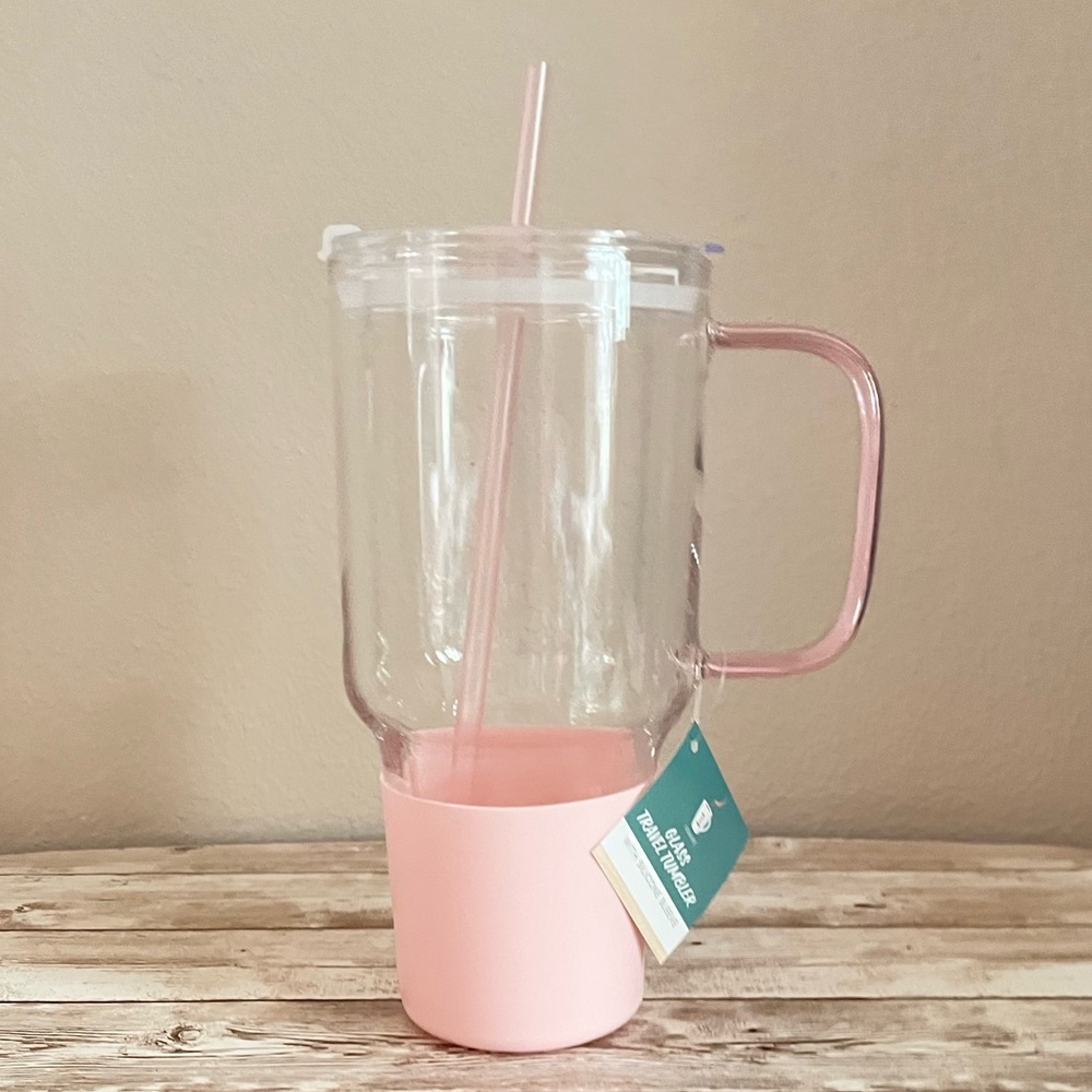 Target Bullseye 40 fl oz Large Glass Tumbler Pink 🌸